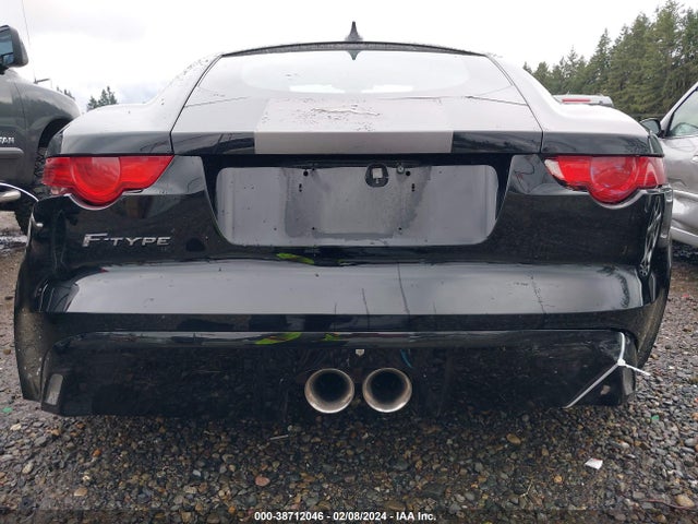 2017 JAGUAR F-TYPE SAJWA6AT2H8K38059 Photo 5