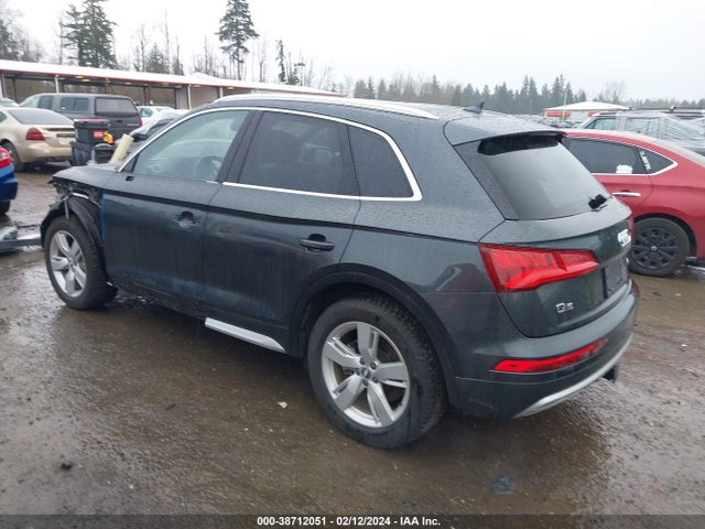WA1BNAFY1J2215819 Audi Q5 2.0t Premium/2.0t Tech Premium