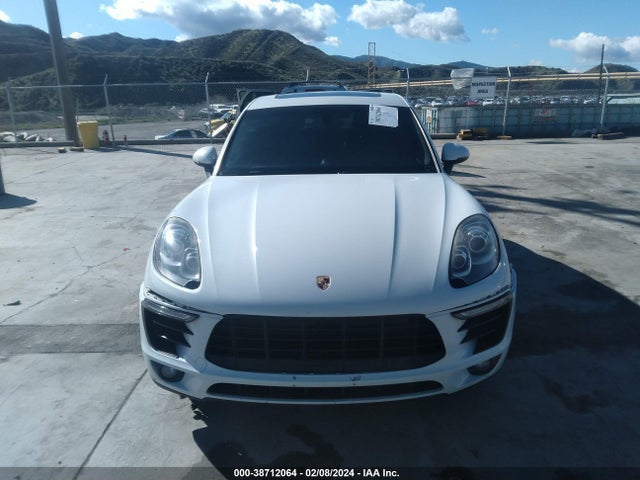 WP1AB2A57GLB52546 Porsche MACAN S