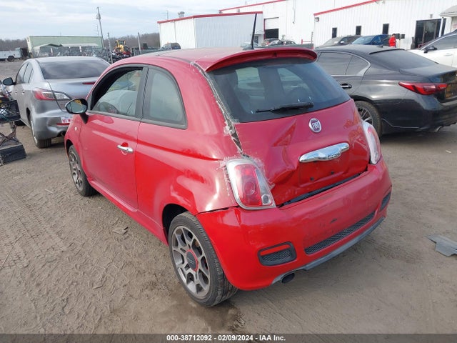 2013 FIAT 500 3C3CFFBR7DT515987 Photo 2