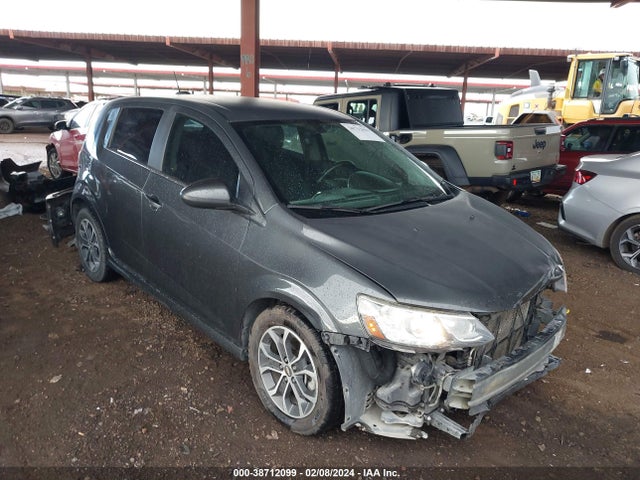 Chevrolet Sonic Lt Auto 2017 1G1JD6SH4H4125711 Image 1