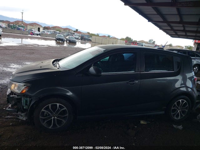 Chevrolet Sonic Lt Auto 2017 1G1JD6SH4H4125711 Image 15