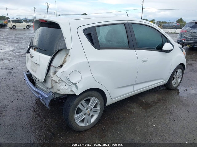 Chevrolet Spark Ls Auto 2014 KL8CB6S97EC445470 Image 4