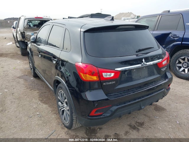 JA4AP3AUXJU022384 Mitsubishi Outlander Sport 2.0 Es/2.0 Le