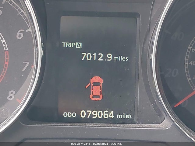 JA4AP3AUXJU022384 Mitsubishi Outlander Sport 2.0 Es/2.0 Le