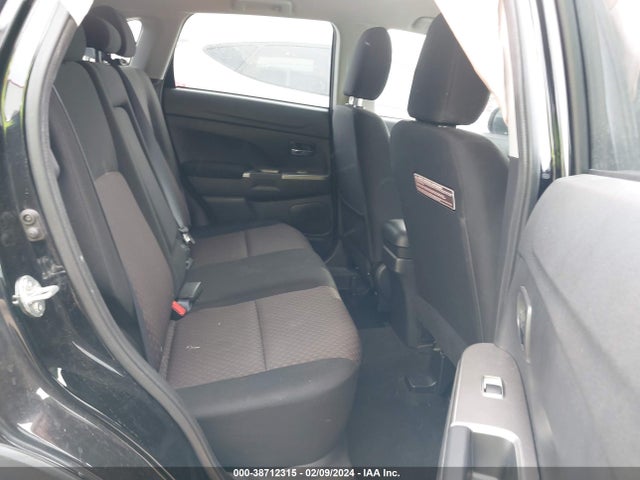 JA4AP3AUXJU022384 Mitsubishi Outlander Sport 2.0 Es/2.0 Le