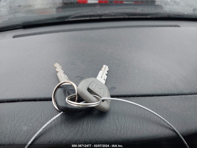 2002 HONDA CIVIC LX VIN: 2HGES15532H516217