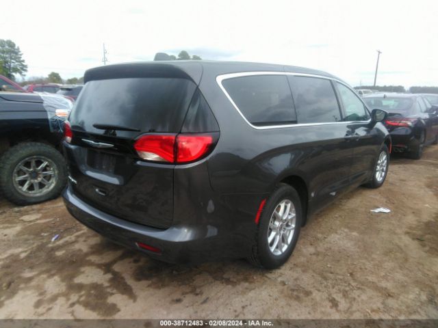 2C4RC1CG3NR223112 Chrysler Voyager Lx