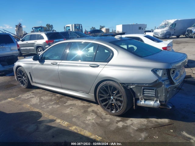 BMW 740I 2022 WBA7T2C00NCK17564 Image 15