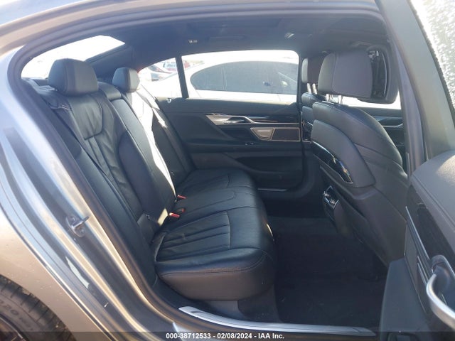 BMW 740I 2022 WBA7T2C00NCK17564 Image 8