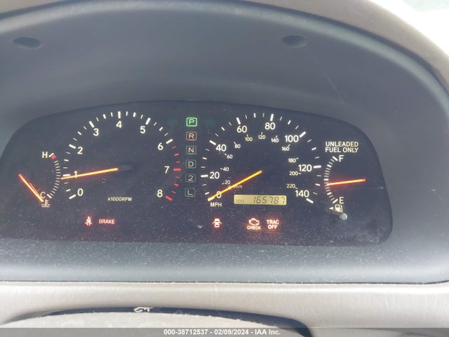 2001 LEXUS ES 300 BASE (A4) VIN: JT8BF28G610327054