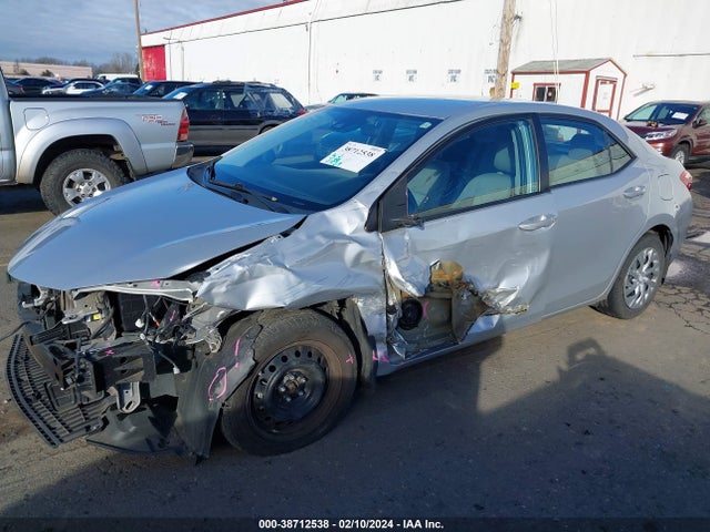 Toyota COROLLA LE 2017 2T1BURHE1HC941315 Image 2