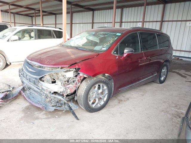 Chrysler Pacifica Limited 2017 2C4RC1GG0HR722724 Image 2