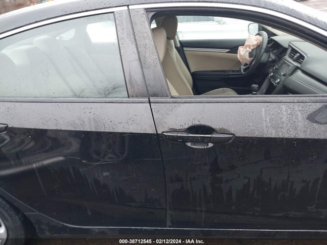 Honda Civic Lx 2018 2HGFC2E54JH555419 Image 13