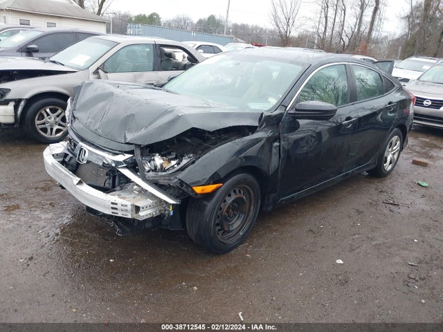 Honda Civic Lx 2018 2HGFC2E54JH555419 Image 2