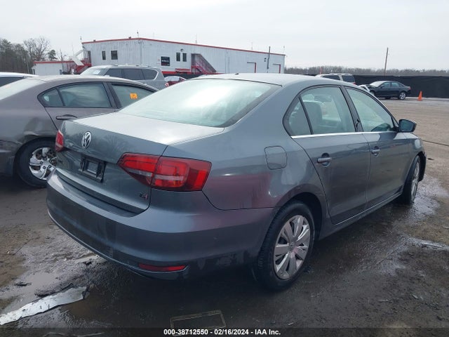 3VW2B7AJ3HM273572 Volkswagen Jetta 1.4t S