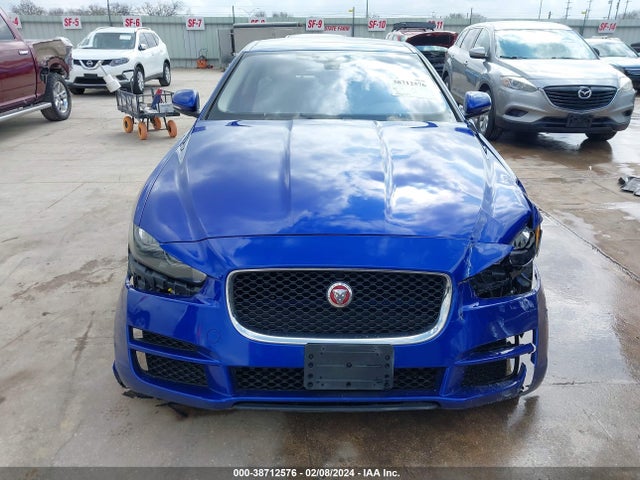 Jaguar Xe 25t Premium 2017 SAJAD4BG0HA969153 Image 12