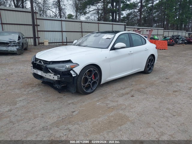 ZARFAMBNXN7654757 Alfa Romeo Giulia Ti Rwd