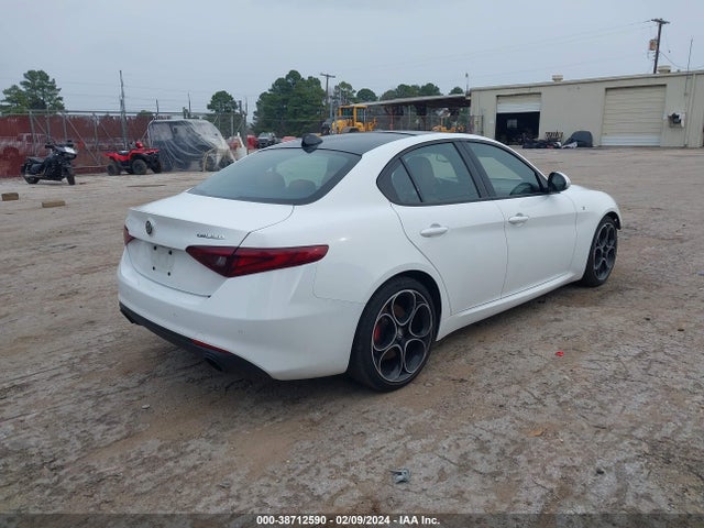 ZARFAMBNXN7654757 Alfa Romeo Giulia Ti Rwd
