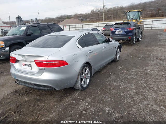 2017 JAGUAR XE SAJAJ4BN2HA968979 Photo 3