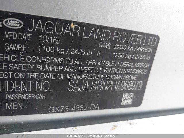 2017 JAGUAR XE SAJAJ4BN2HA968979 Photo 8