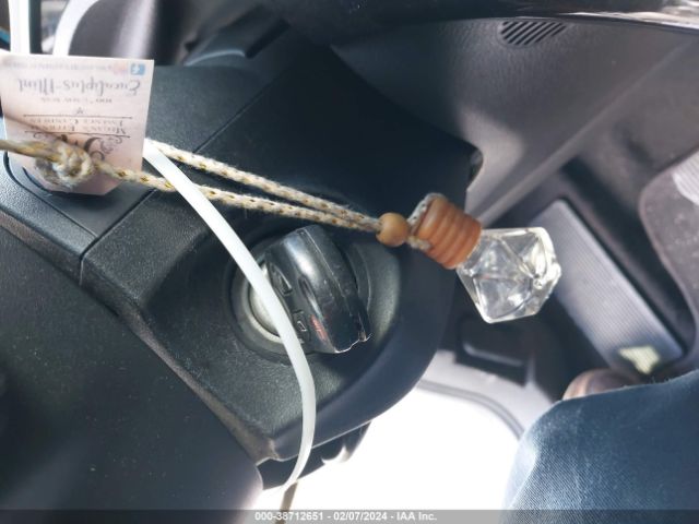 1FMCU0GD7JUB25786 Ford ESCAPE SE