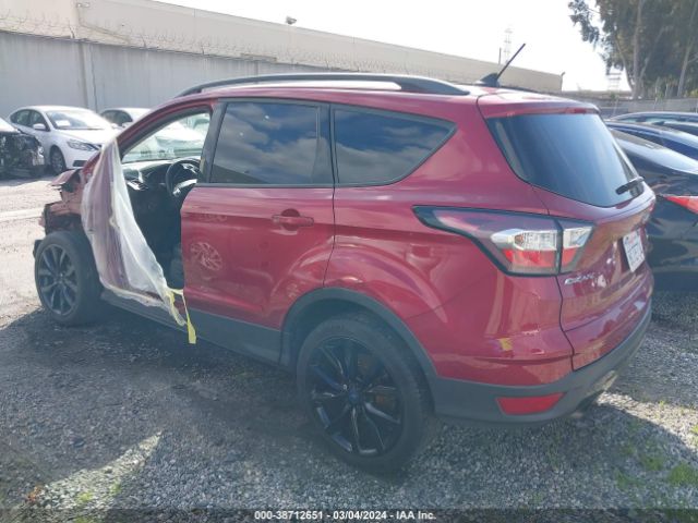 1FMCU0GD7JUB25786 Ford ESCAPE SE