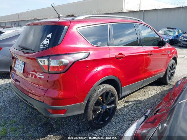 1FMCU0GD7JUB25786 Ford ESCAPE SE