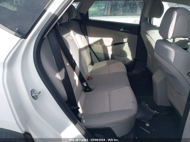 Hyundai TUCSON SE 2017 KM8J33A40HU263782 Image 8