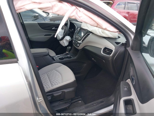 Chevrolet EQUINOX LS 2018 3GNAXHEVXJS535311 Image 5