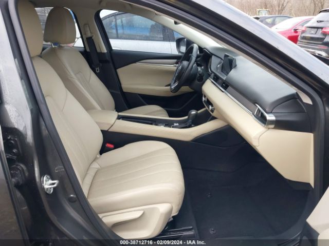 2018 MAZDA MAZDA6 JM1GL1VM9J1302325 Photo 4