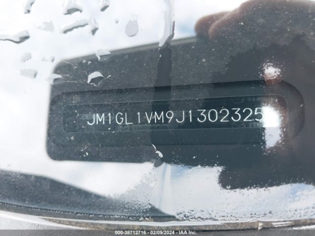 2018 MAZDA MAZDA6 JM1GL1VM9J1302325 Photo 8