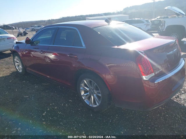 2C3CCAAG5KH568947 Chrysler 300 Touring L