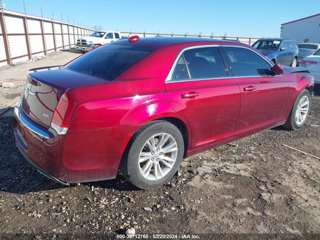 2C3CCAAG5KH568947 Chrysler 300 Touring L