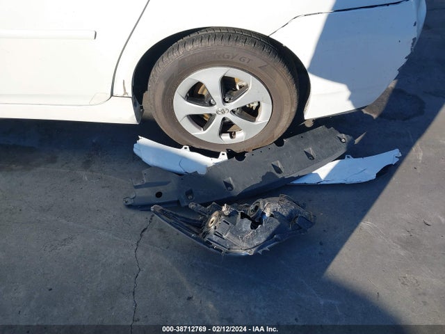 Продажа на аукционе авто 2014 Toyota Prius Two, vin: JTDKN3DU2E1752292, номер лота: 38712769