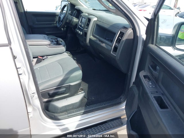 RAM 1500 Tradesman  4x4 5'7 Box 2018 1C6RR7KG4JS214907 Image 5