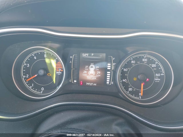1C4PJLCB9KD128761 Jeep Cherokee Latitude Fwd
