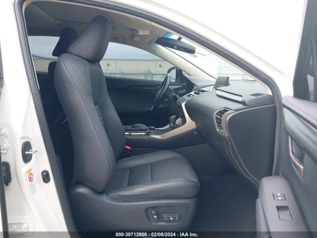 JTJYARBZ1H2055764 Lexus NX 200T