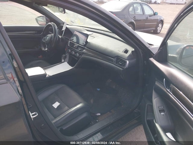 2018 HONDA ACCORD SPORT VIN: 1HGCV1F34JA166511