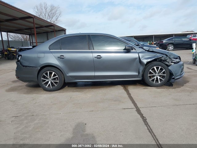 2017 VOLKSWAGEN JETTA 1.4T SE VIN: 3VWDB7AJ8HM297276