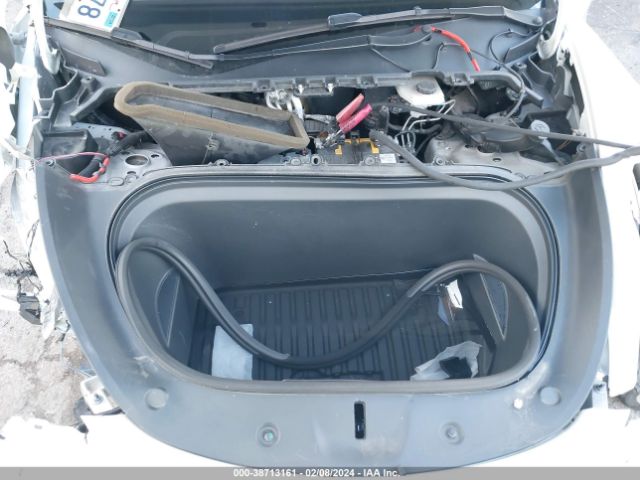 5YJYGDED9MF107542 Tesla Model Y Standard Range Rear-wheel Drive