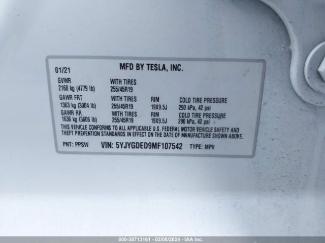 5YJYGDED9MF107542 Tesla Model Y Standard Range Rear-wheel Drive