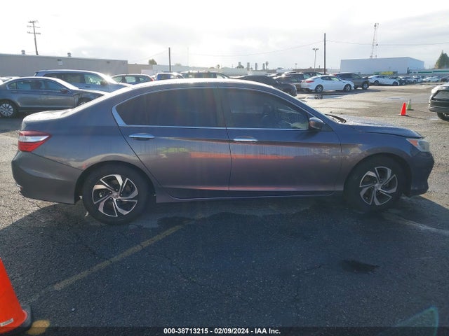 Honda ACCORD LX 2017 1HGCR2F32HA072549 Image 13