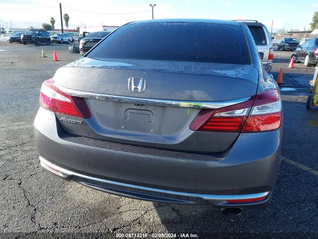 Honda ACCORD LX 2017 1HGCR2F32HA072549 Image 16