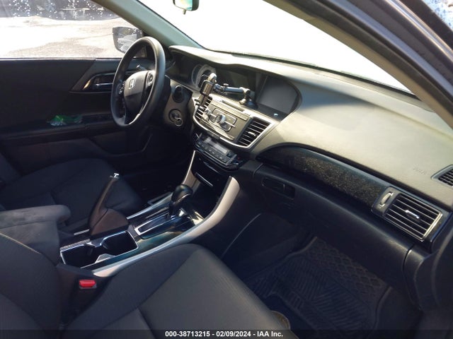 Honda ACCORD LX 2017 1HGCR2F32HA072549 Image 5