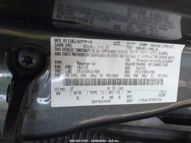 Ford FOCUS SE 2017 1FADP3K29HL232061 Image 9