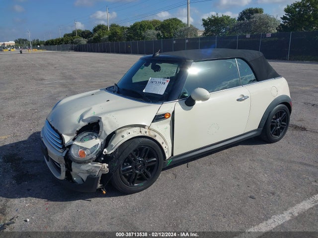 2015 MINI CONVERTIBLE WMWZN3C55FT861759 Photo 1
