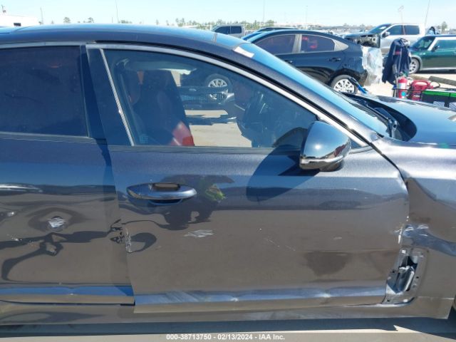 KNAE15LAXL6077025 KIA Stinger Gt-line