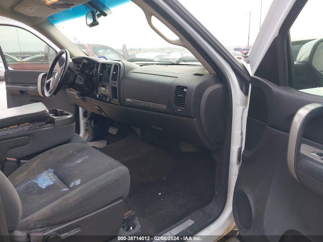 2009 CHEVROLET SILVERADO 1500 LT VIN: 3GCEC23J29G155932