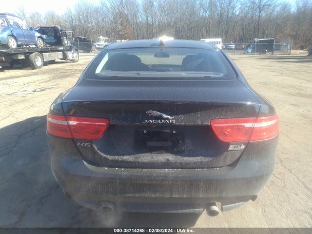 SAJAJ4BV6HA949268 Jaguar Xe 35t Premium